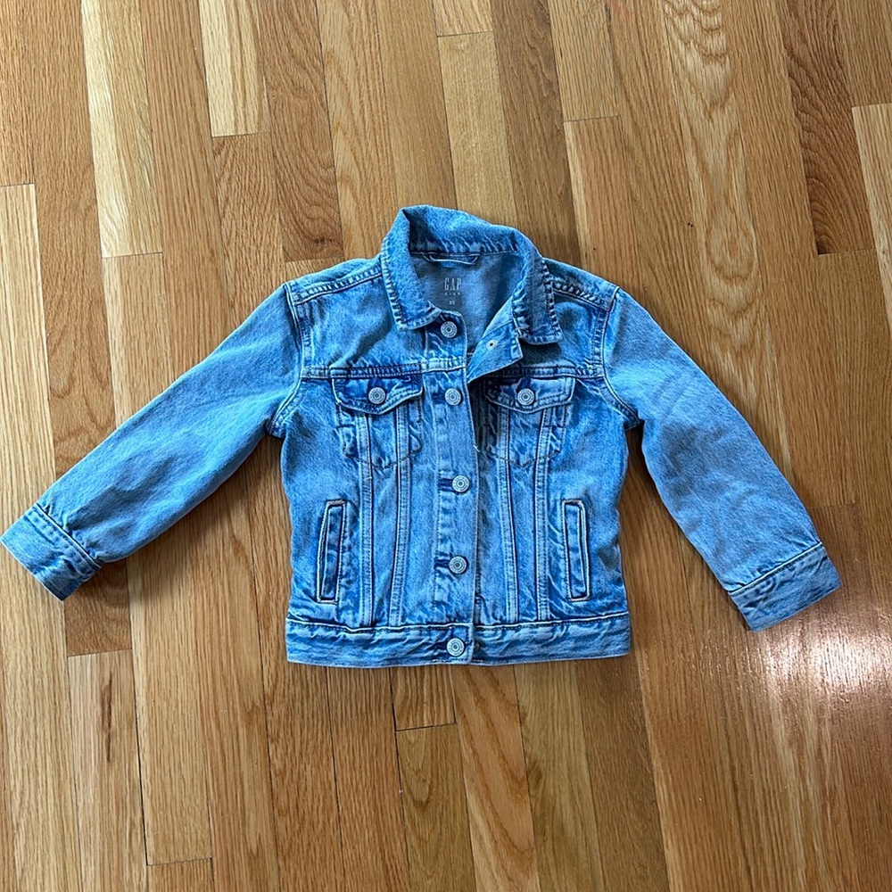 Gap kids denim jacket size XS